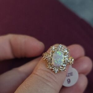 Elegant Gold and White Opal Ring Size 9